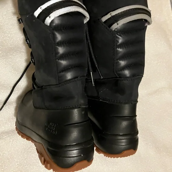 The North Face Black Insulated Boots, Size 7 - Picture 2 of 4